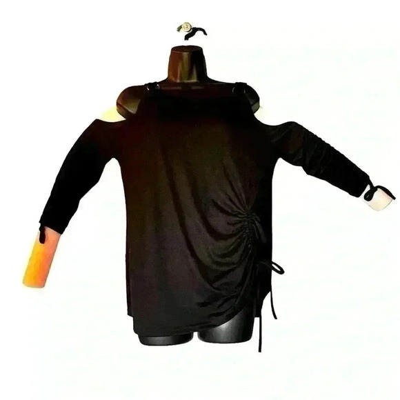 Emery Rose Tops - Emery Rose Sz L Peekaboo Shoulders 3/4 Tie Sleeves With Left Hip Tie